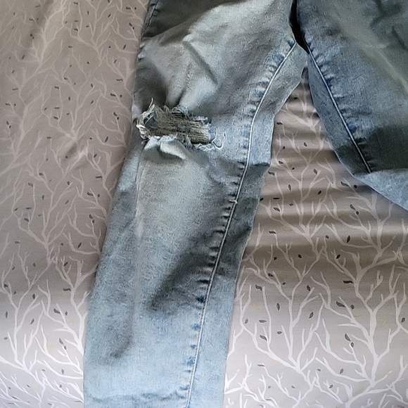 Old navy jeans - Picture 4 of 4